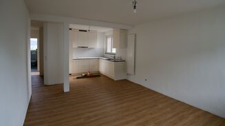 Wohnzimmer 2.5 mit Küche